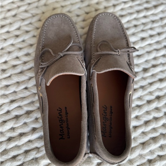 Mangini Italian Men\'s Gray Suede Loafers retail $200. Nautical preppy 9.5 or 10 main image 4
